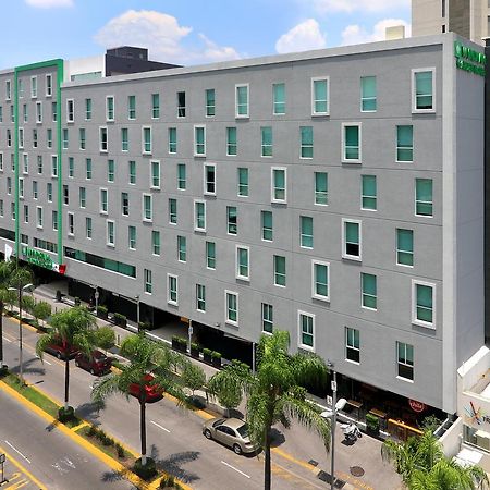 Wyndham Garden Guadalajara Acueducto Hotel Zapopan Exterior photo