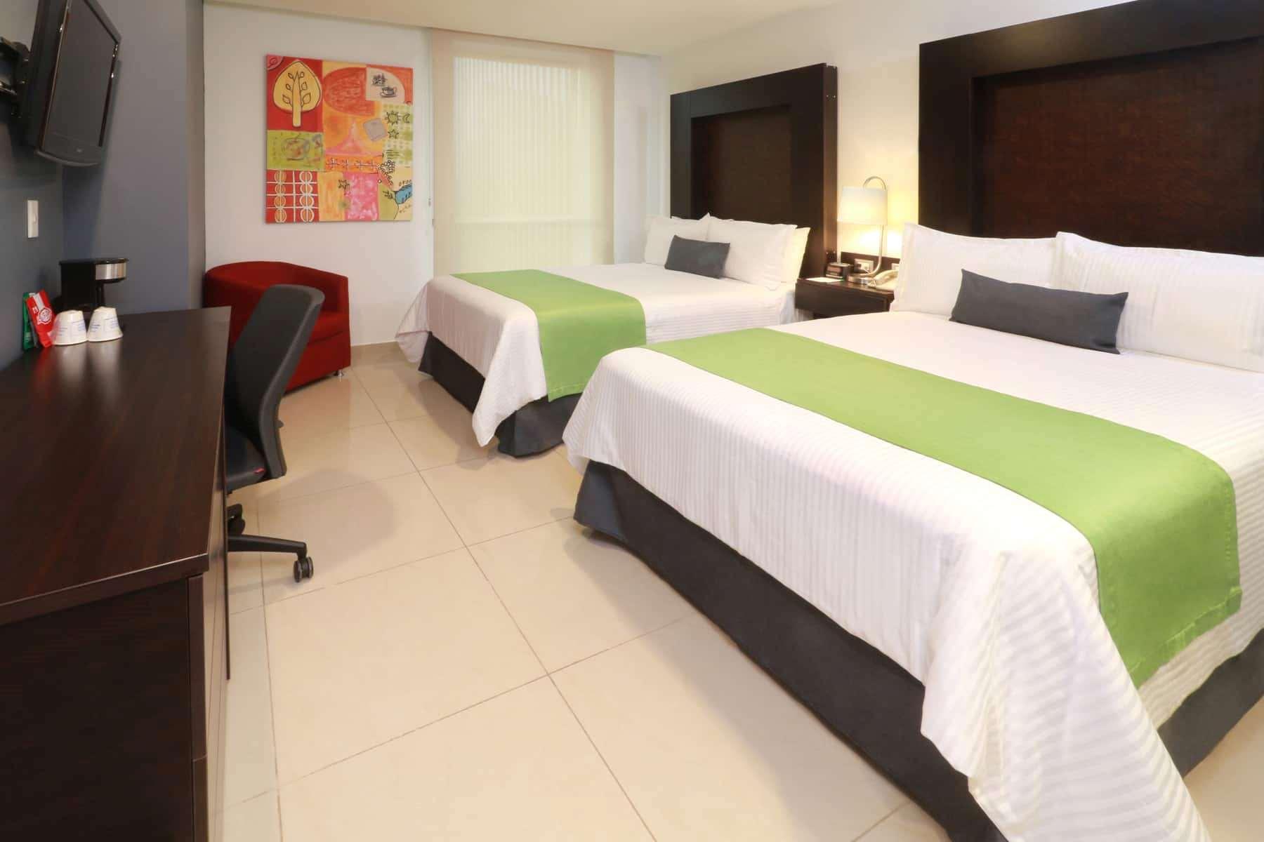 Wyndham Garden Guadalajara Acueducto Hotel Zapopan Exterior photo