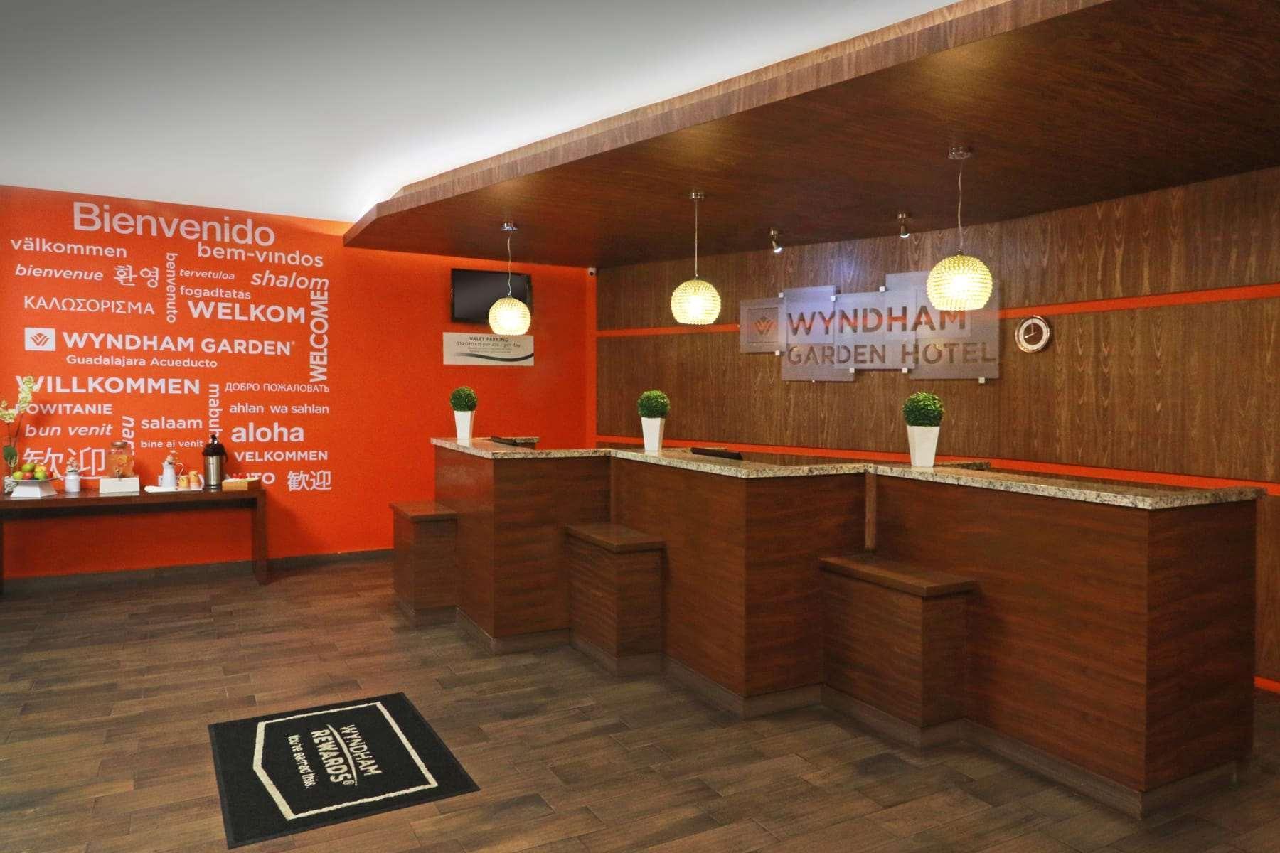 Wyndham Garden Guadalajara Acueducto Hotel Zapopan Exterior photo