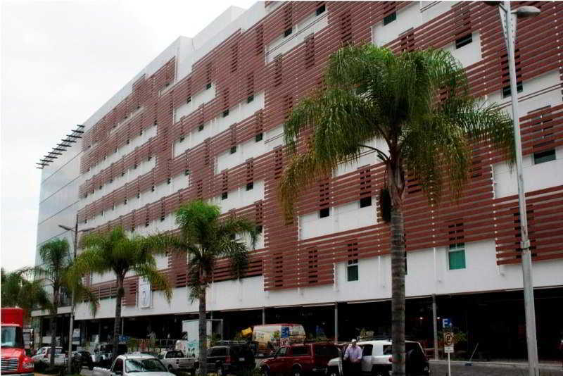 Wyndham Garden Guadalajara Acueducto Hotel Zapopan Exterior photo